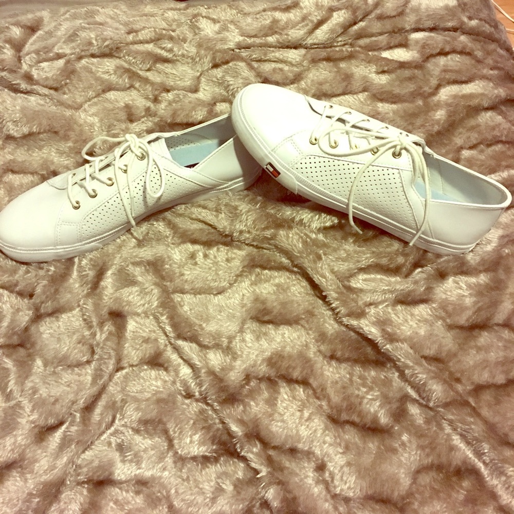 White Tommy Hilfiger Tennis Shoes