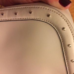 kate spade Bags - Gorgeous Cream Kate Spade Purse kate spade Bags - Gorgeous Cream Kate Spade Purse