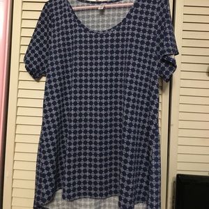 LulaRoe XL Classic T