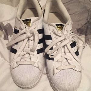 Adidas Superstar Sneakers