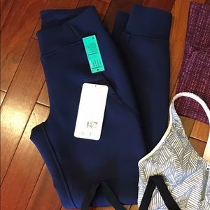 Lululemon NWT embrace the space pant