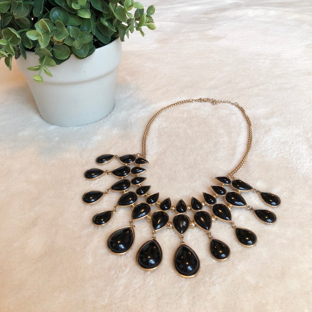 Black statement Necklace