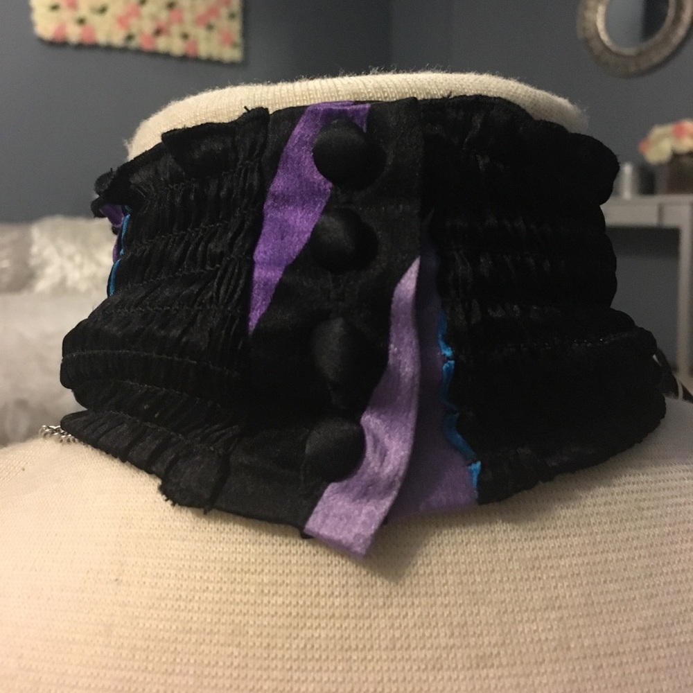 Silk Top - Picture 4 of 7