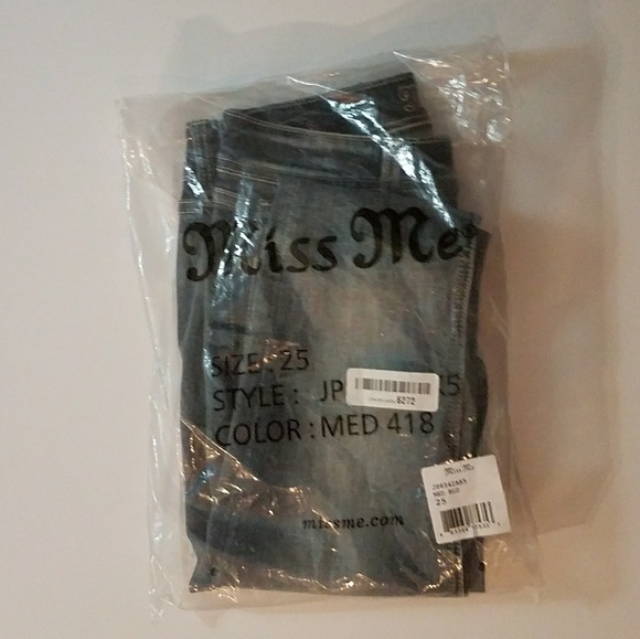 Miss Me Bohemian Ankle Skinny Jeans - Picture 6 of 8