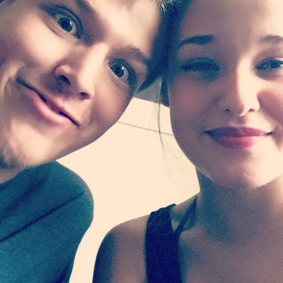 Meet your Posher, Lorraine - Picture 1 of 1