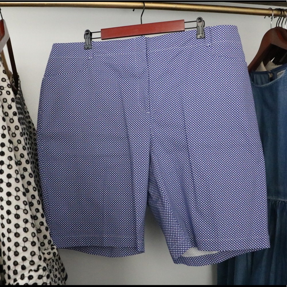 Talbots Blue and White patterned shorts