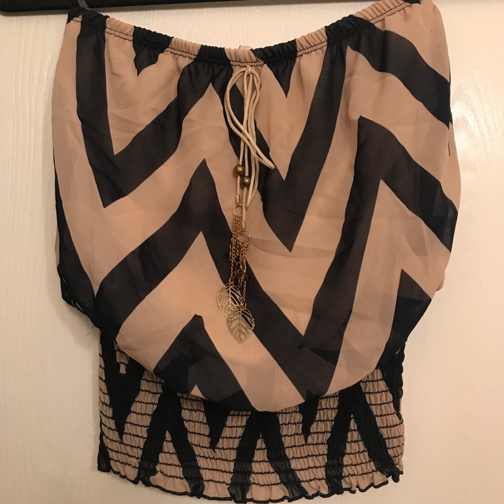 Strapless top