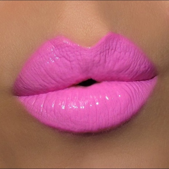 GC Lighted Lipgloss Raspberry Sherbert - Picture 3 of 3