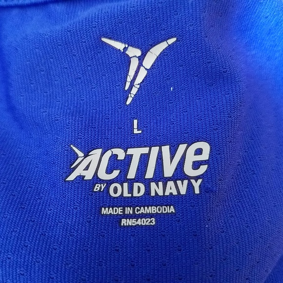 Old Navy Active Wear Long Sleeve Shirt in Blue - Picture 6 of 7