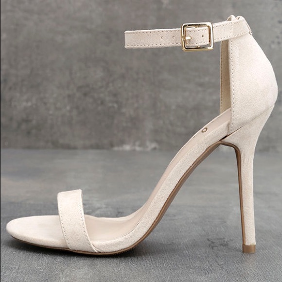 Bone nude heel 7.5 NWT - Picture 3 of 5