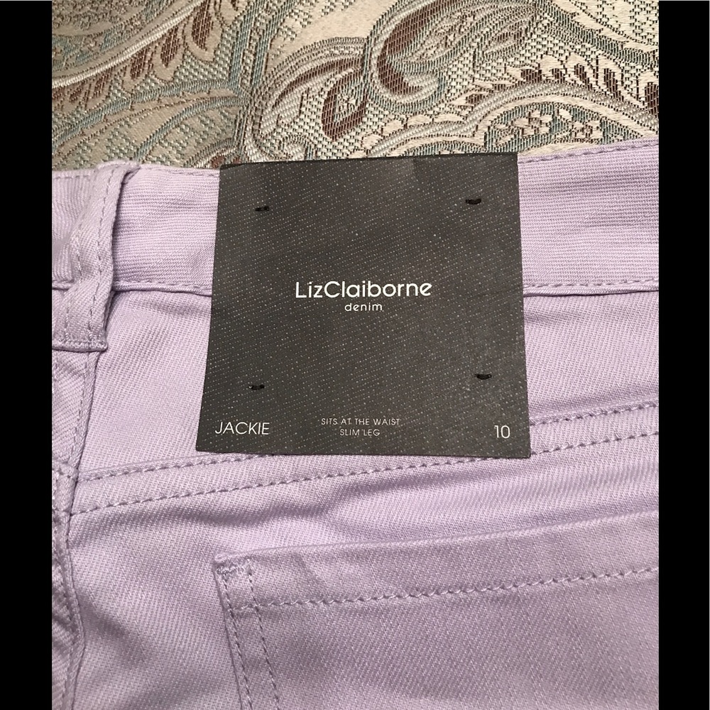 Liz Claiborne Sz 10 NWT Denim Slim Leg Jeans