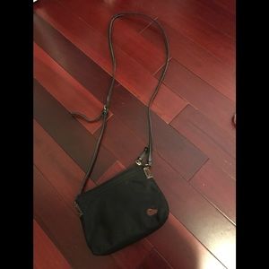 Authentic Dooney and Bourke purse Authentic Dooney and Bourke purse