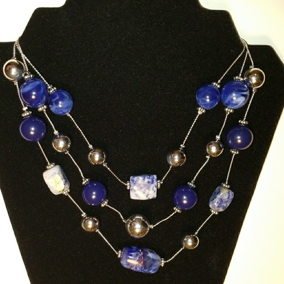 Necklace - Picture 1 of 2