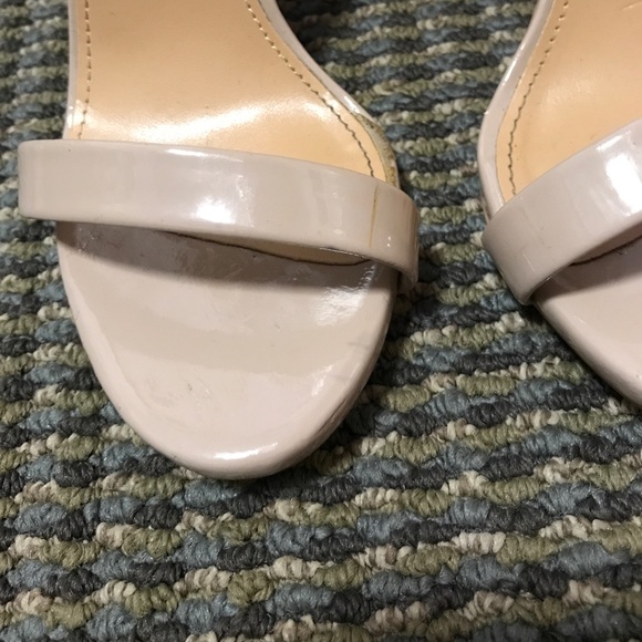 🚫SOLD🚫 Nude Heels - Picture 4 of 4