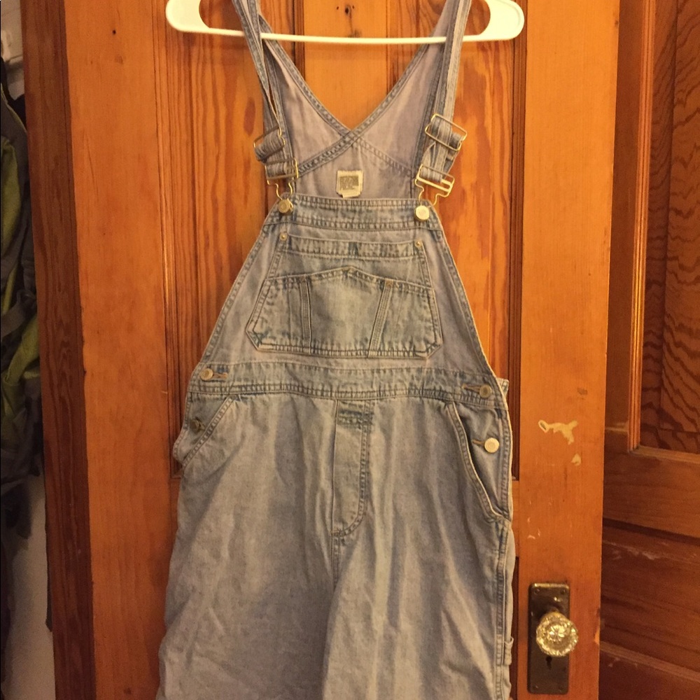 VINTAGE GAP SHORT OVERALLS