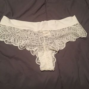 BNWT VS Pink  lace cheekies