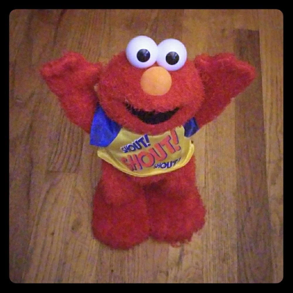 Sesame Street Shout! Elmo
