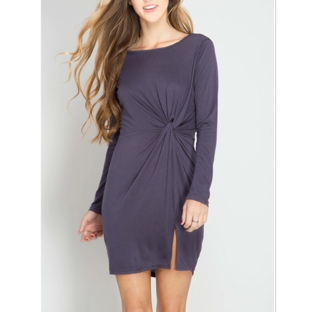 😍 1 small left! sexy Fitted long sleeve dress
