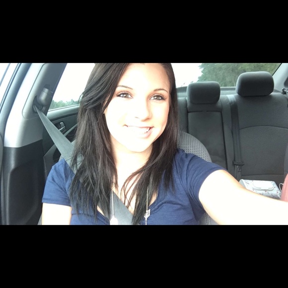 Meet your Posher, Meghan - Picture 1 of 1