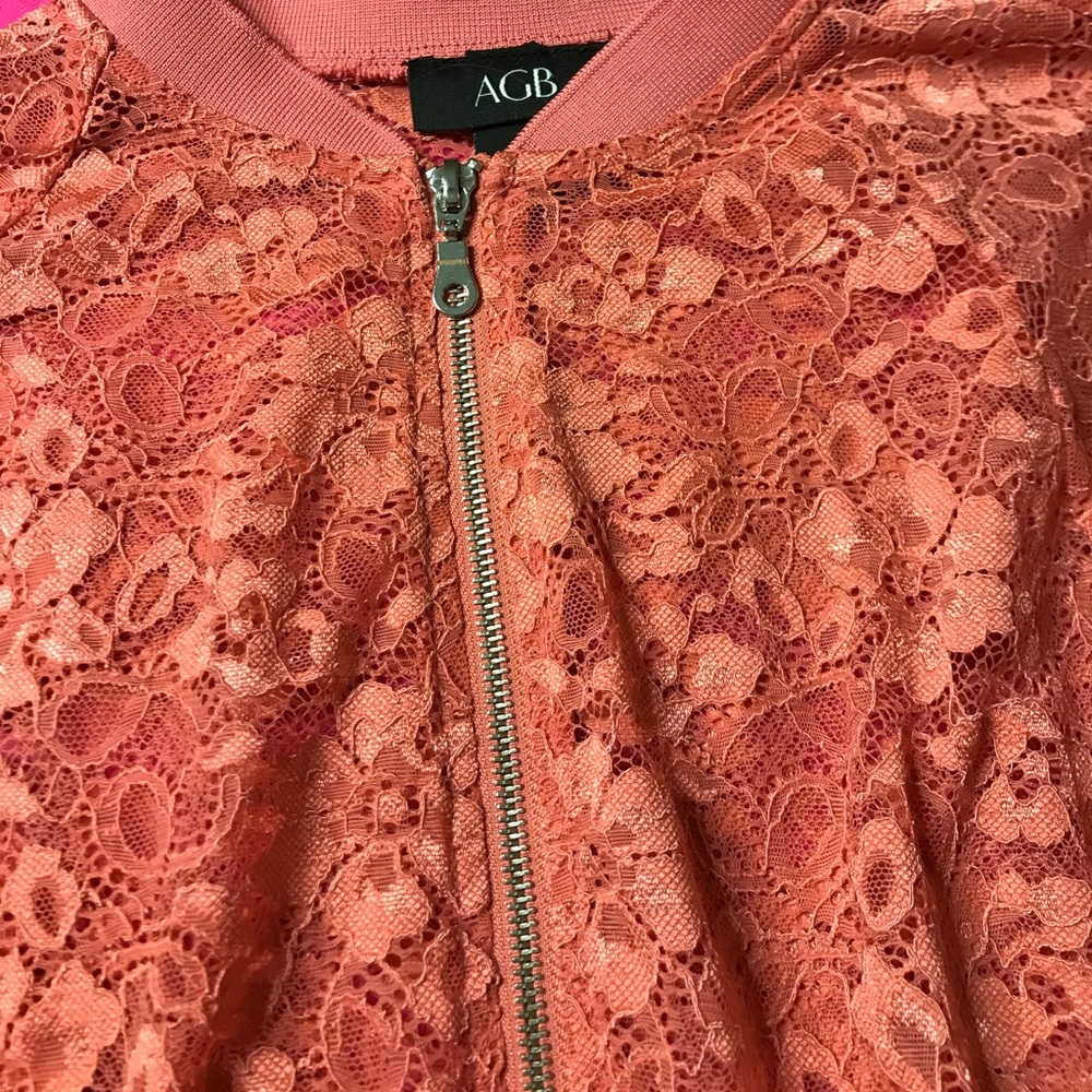 Lace jacket NWOT - Picture 2 of 3