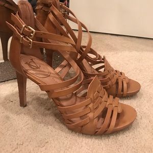 Vince Camuto tan leather strappy sandals Vince Camuto tan leather strappy sandals