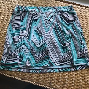 Skirt/Skort size Small - like NEW