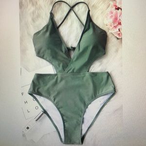 Cupshe Halter One Piece Swimsuit