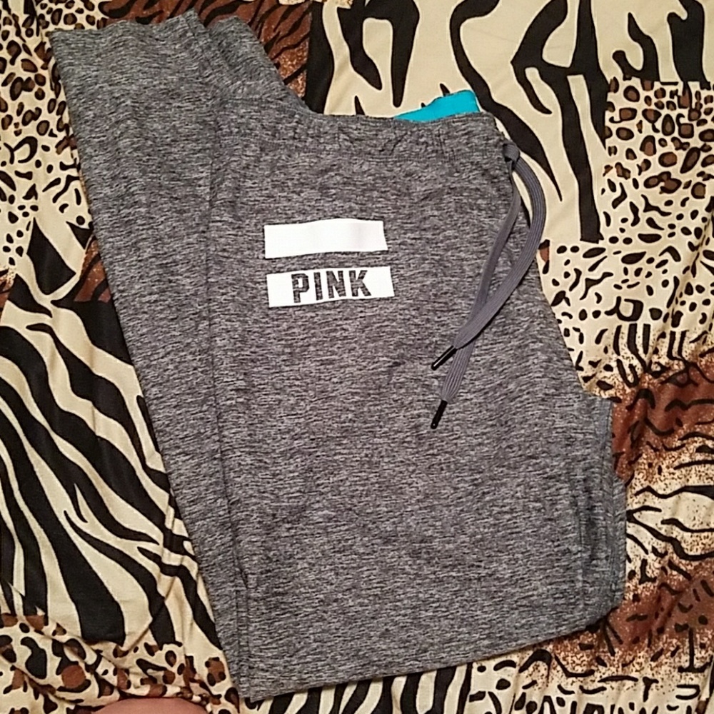 PINK Ultimate Leggings