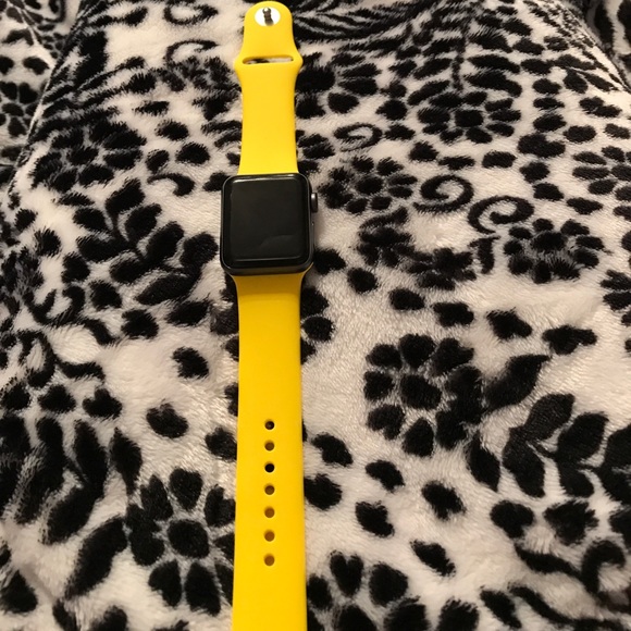 LARGE Yellow Apple Watch Band, 38 mm💛 - Picture 1 of 3