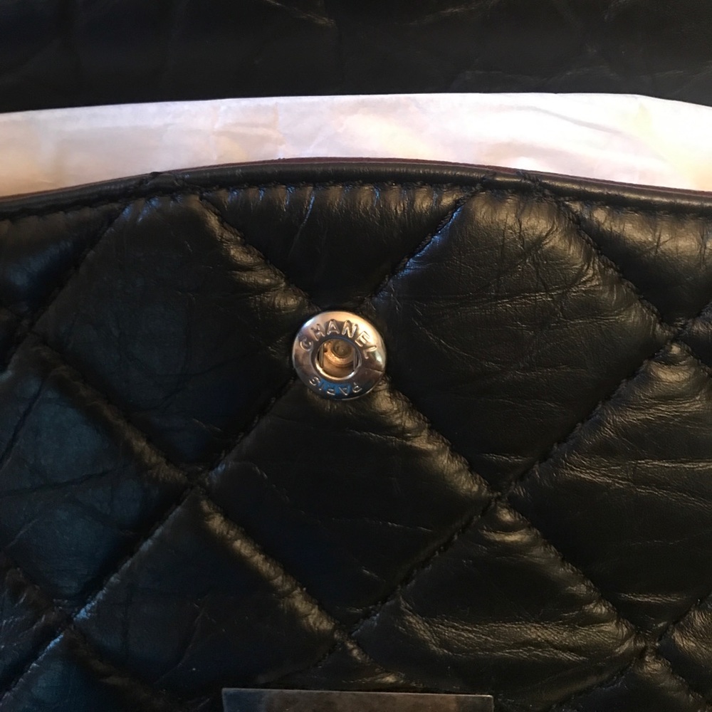 SOLD 🎉 Chanel 2.55 Reissue Calfskin Flap Bag 227 - Picture 4 of 8