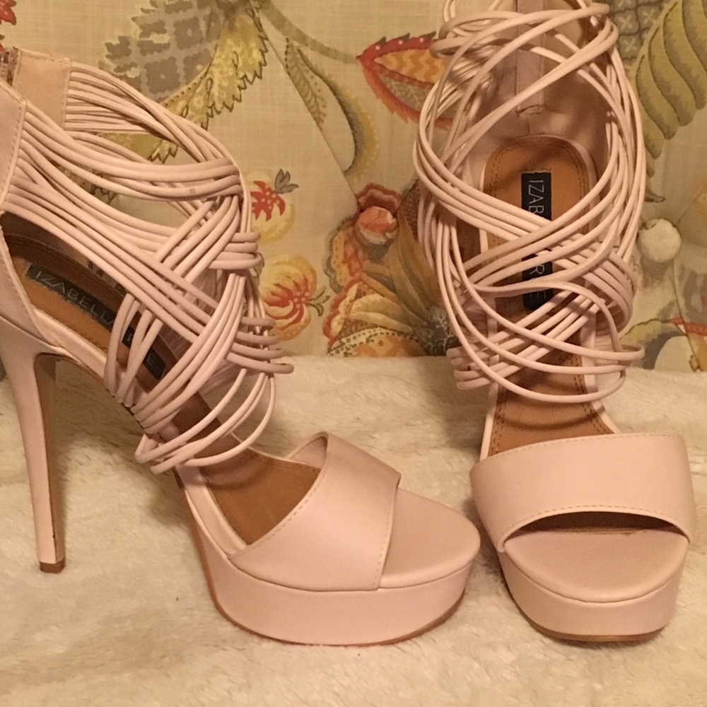 Shoe - Picture 4 of 4