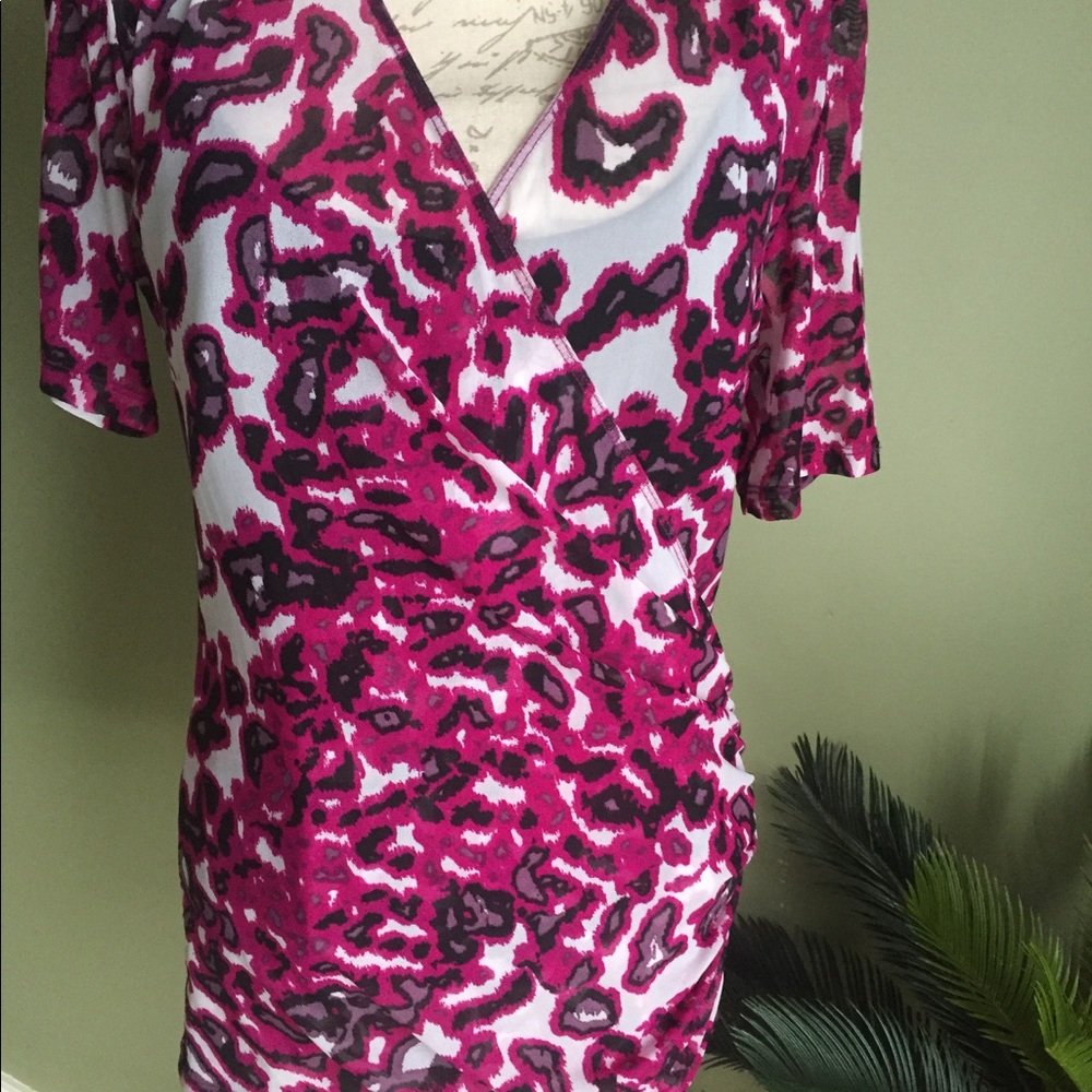 Karen Kane Pink/Blk Criss Cross Lightweight Top