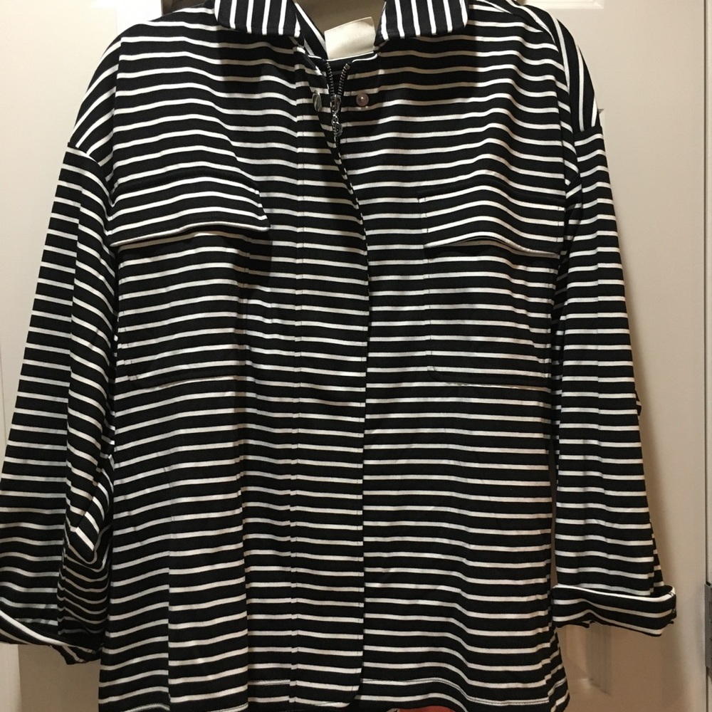 Chicos Jacket Sz 3 BNWT B&W Striped