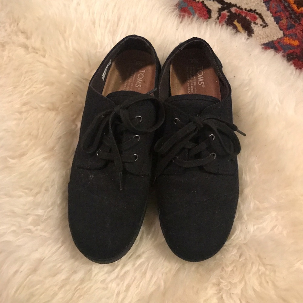 TOMS Shoes