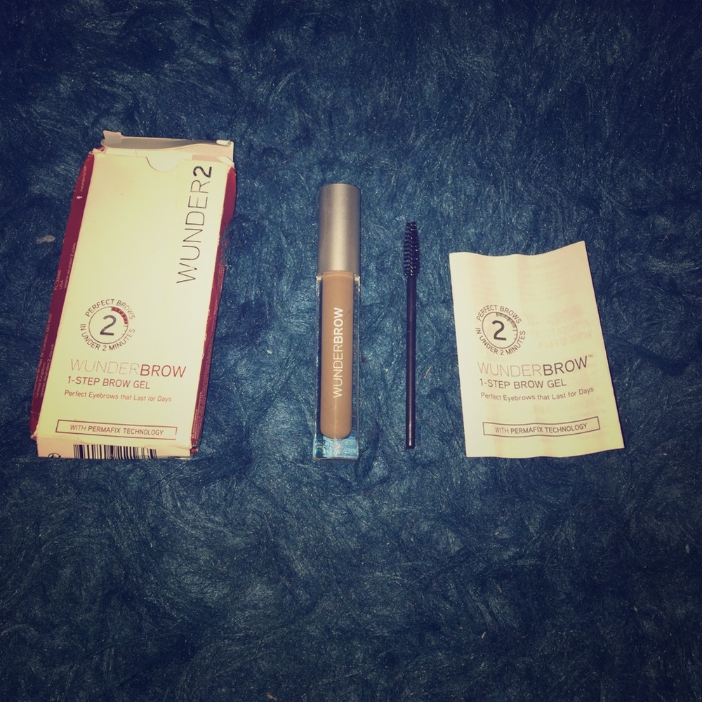 Wunderbrow kit in Brunette
