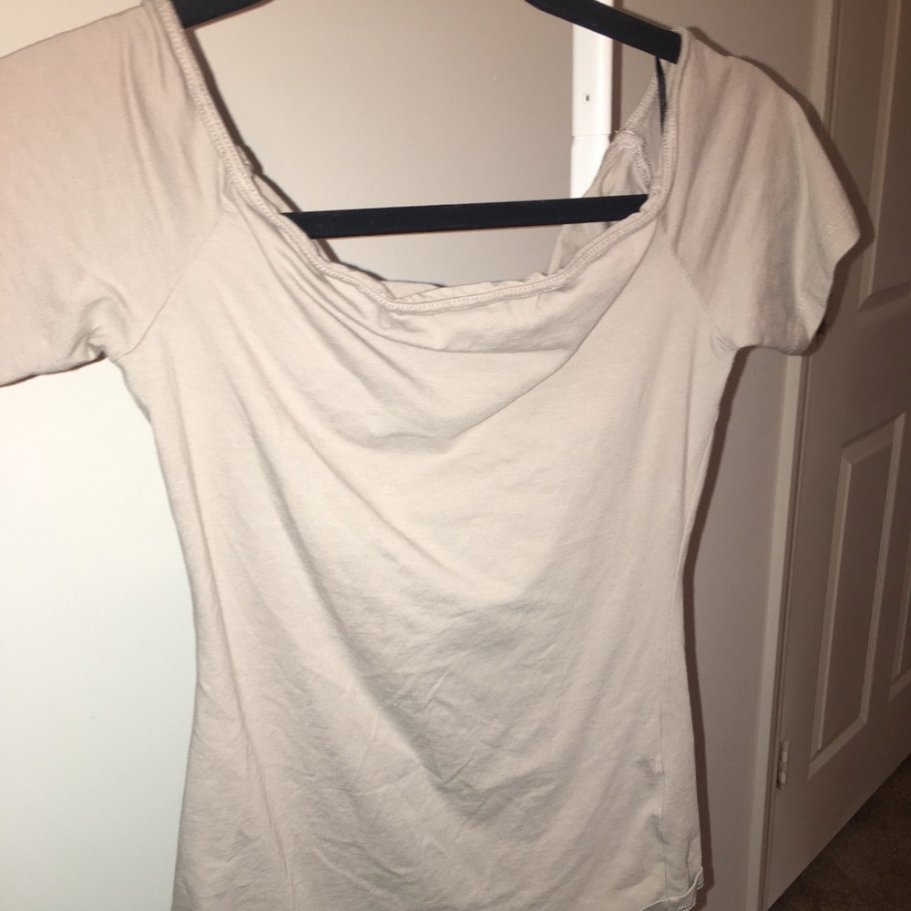 Off shoulder shirt