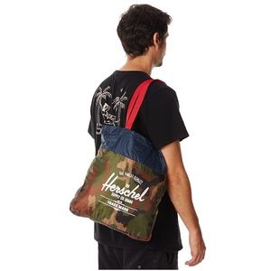 Pocketable travel tote bag