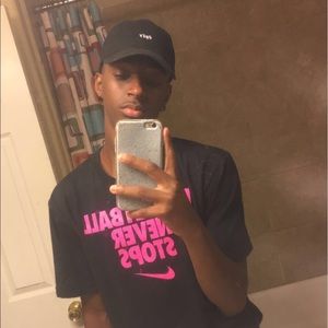 Meet your Posher, Devin