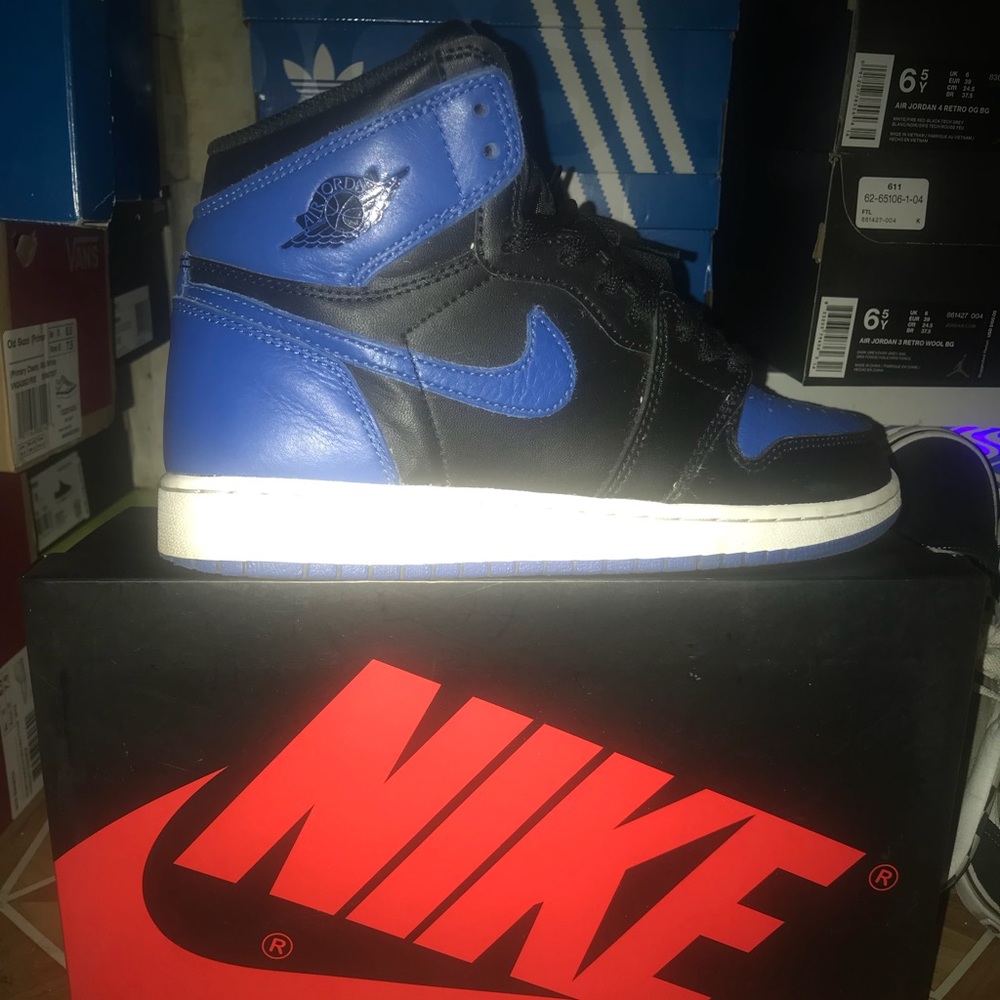 Nike air jordan 1 “Royal”