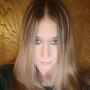 Meet your Posher, Valerie