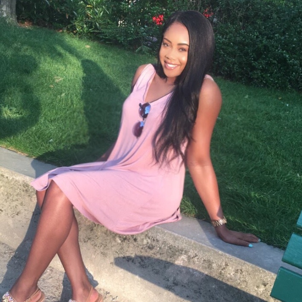 Flowy pink dress