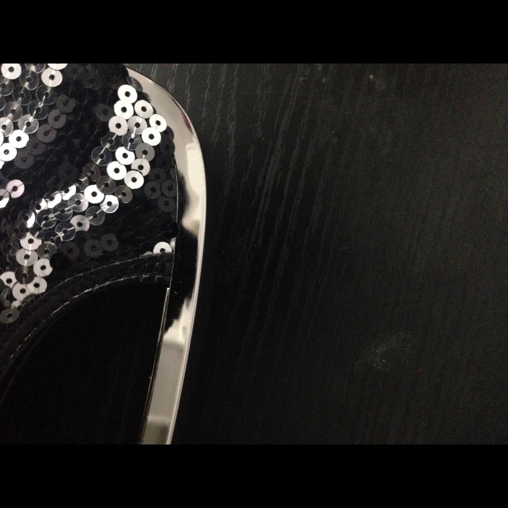 Express Design Studio Sequence Clutch - image 6