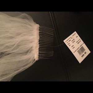 NWT David's Bridal Veil