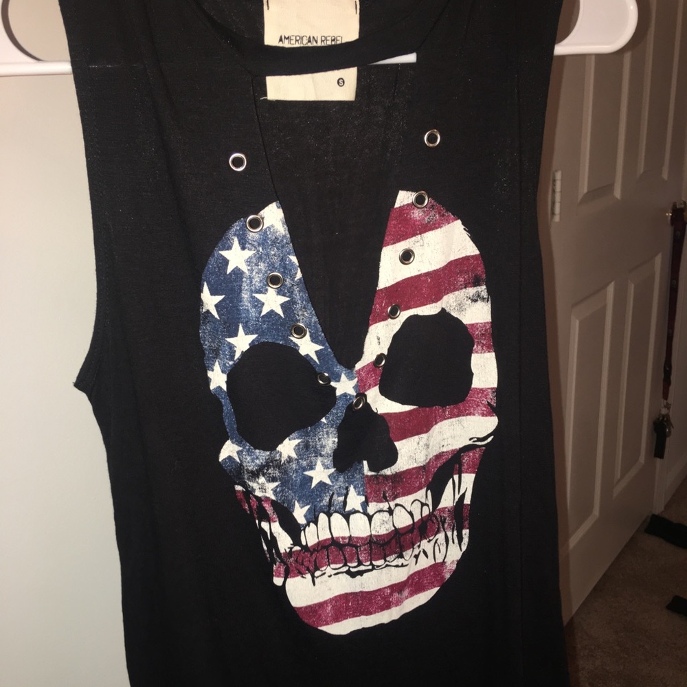 Skull shirt