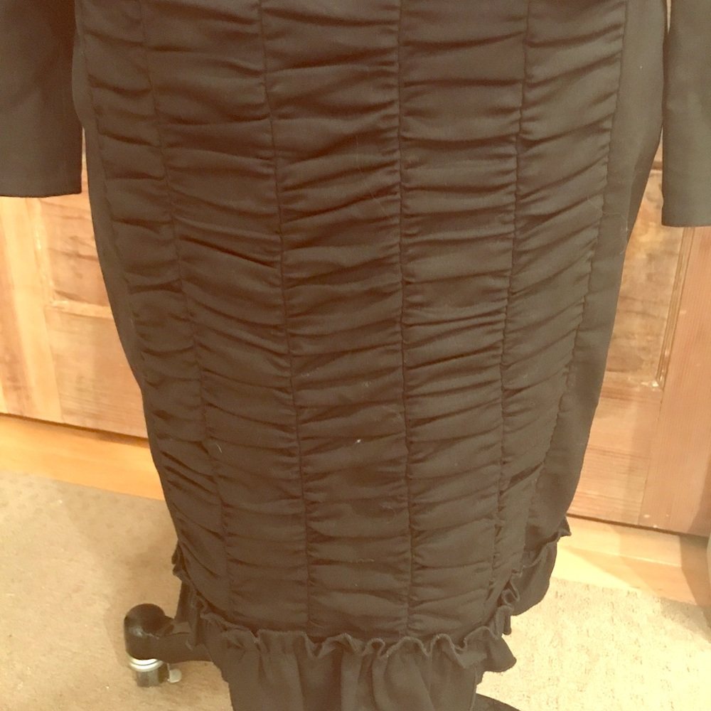 Ruched black pencil skirt