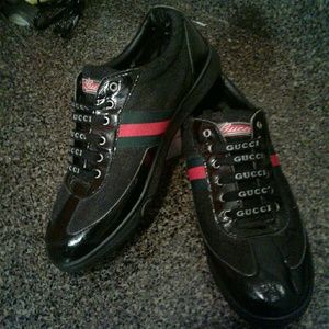 Gucci tennis shoes