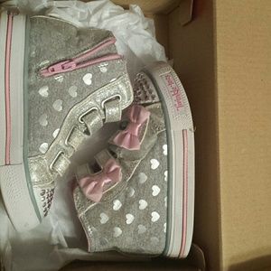 Toddler skechers sneakers twinkle toes