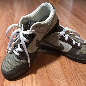 MEN'S NIKE DUNK LOW CL SIZE 8.5