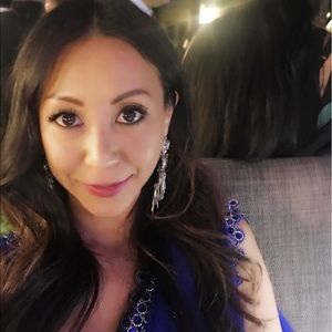 Meet your Posher, Alina