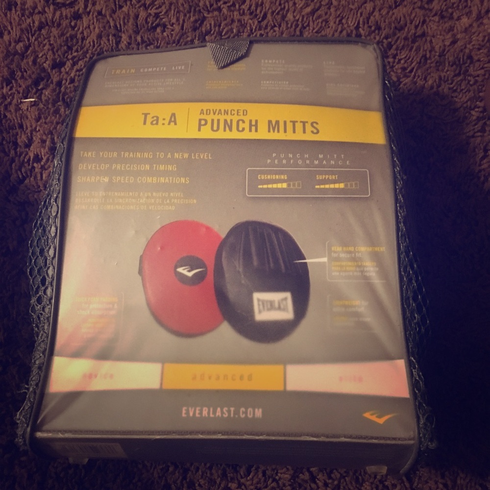 Advanced punching mitts ideal for boxing 🥊 & MMA